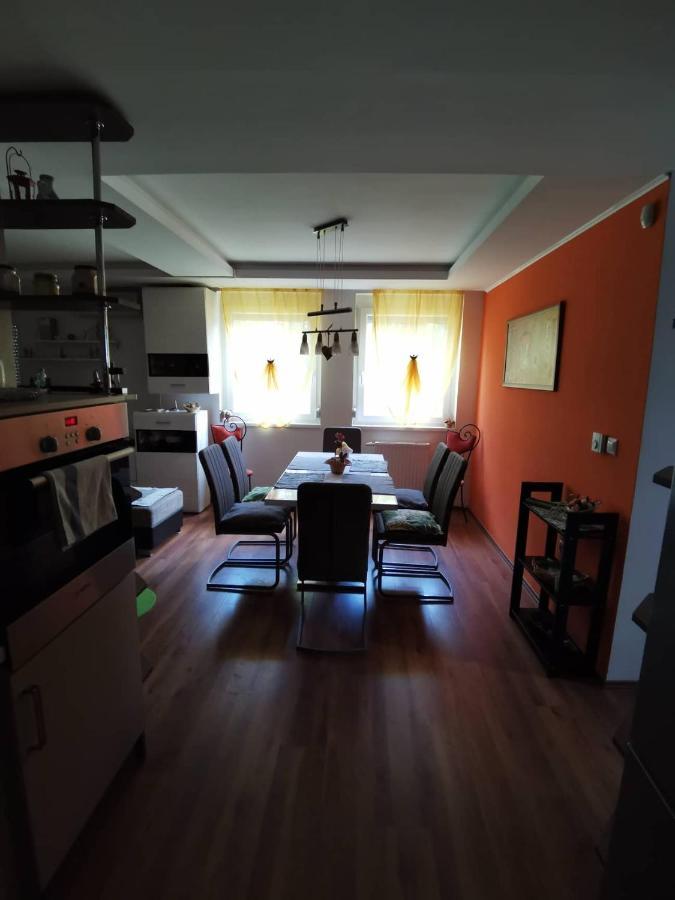 Zoeldlomb Apartman Siófok Eksteriør bilde
